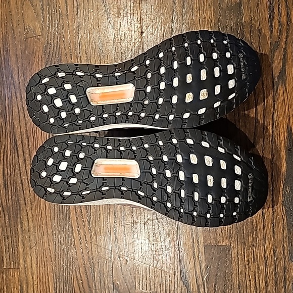 ADIDAS Ultra Boost Grey Four Hi Res Coral Sneakers sz 12 Men's Athletic Shoes - Picture 11 of 12